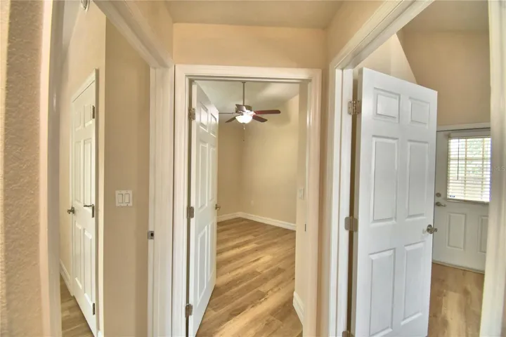 Hall going to the bedrooms