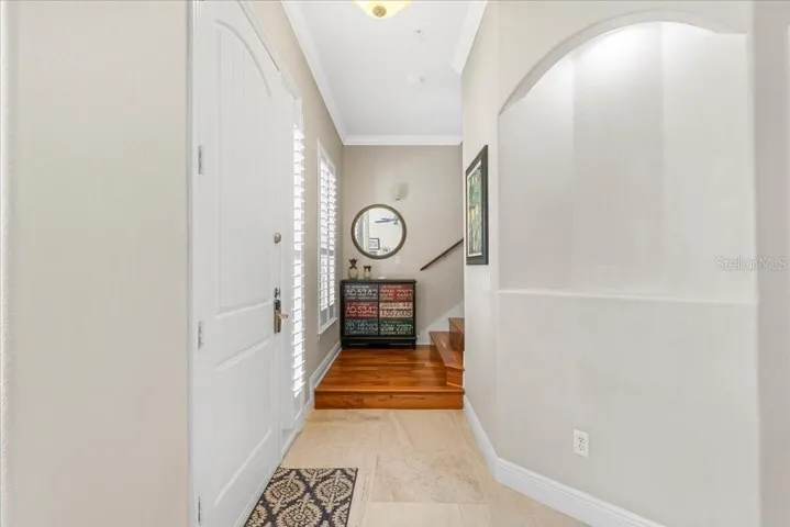 FOYER