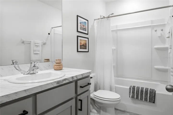 2nd Bathroom