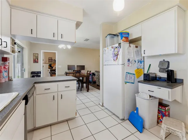 Looking into dining area.