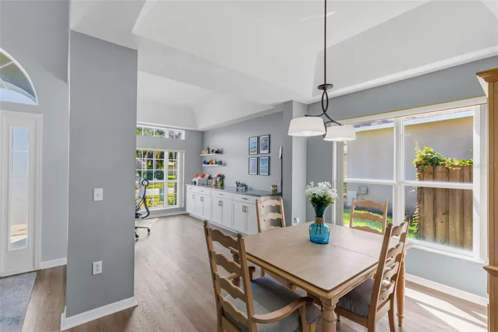Easy dining with plenty of room for everyone at the table