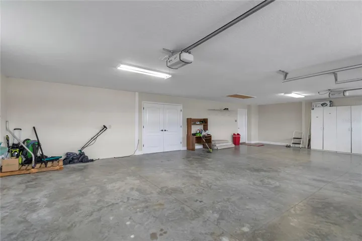 4 Car garage