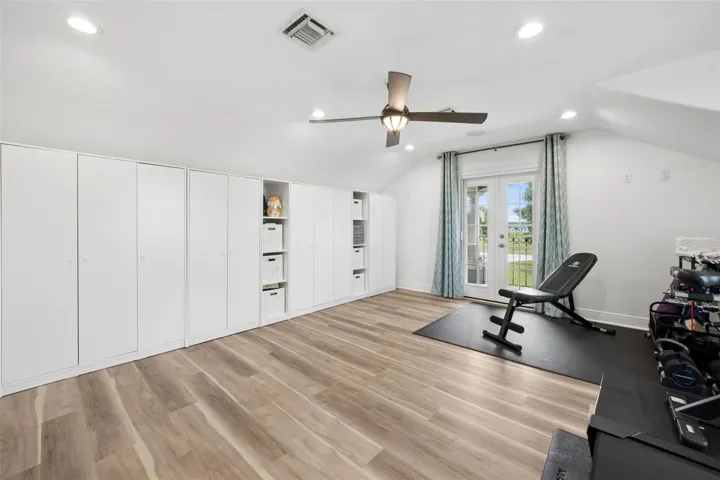 Bonus Room w/Half Bath