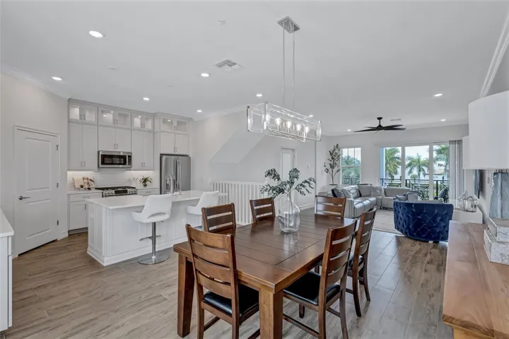 Living Area Floor 2