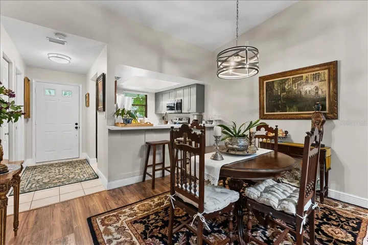 Dining area and breakfast bar