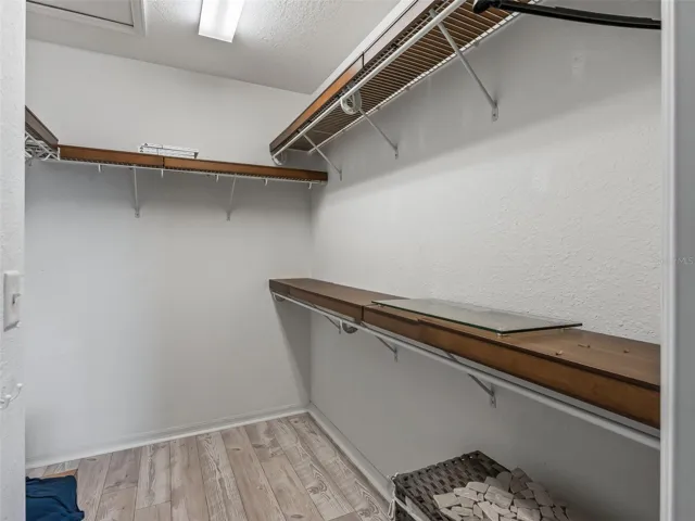 Walk in Closet