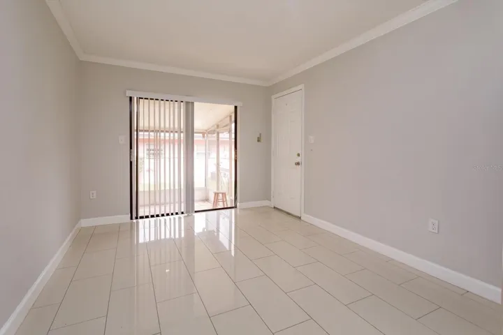 Sliding Door 1