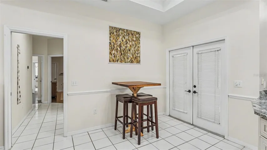 Eat in Kitchen Space