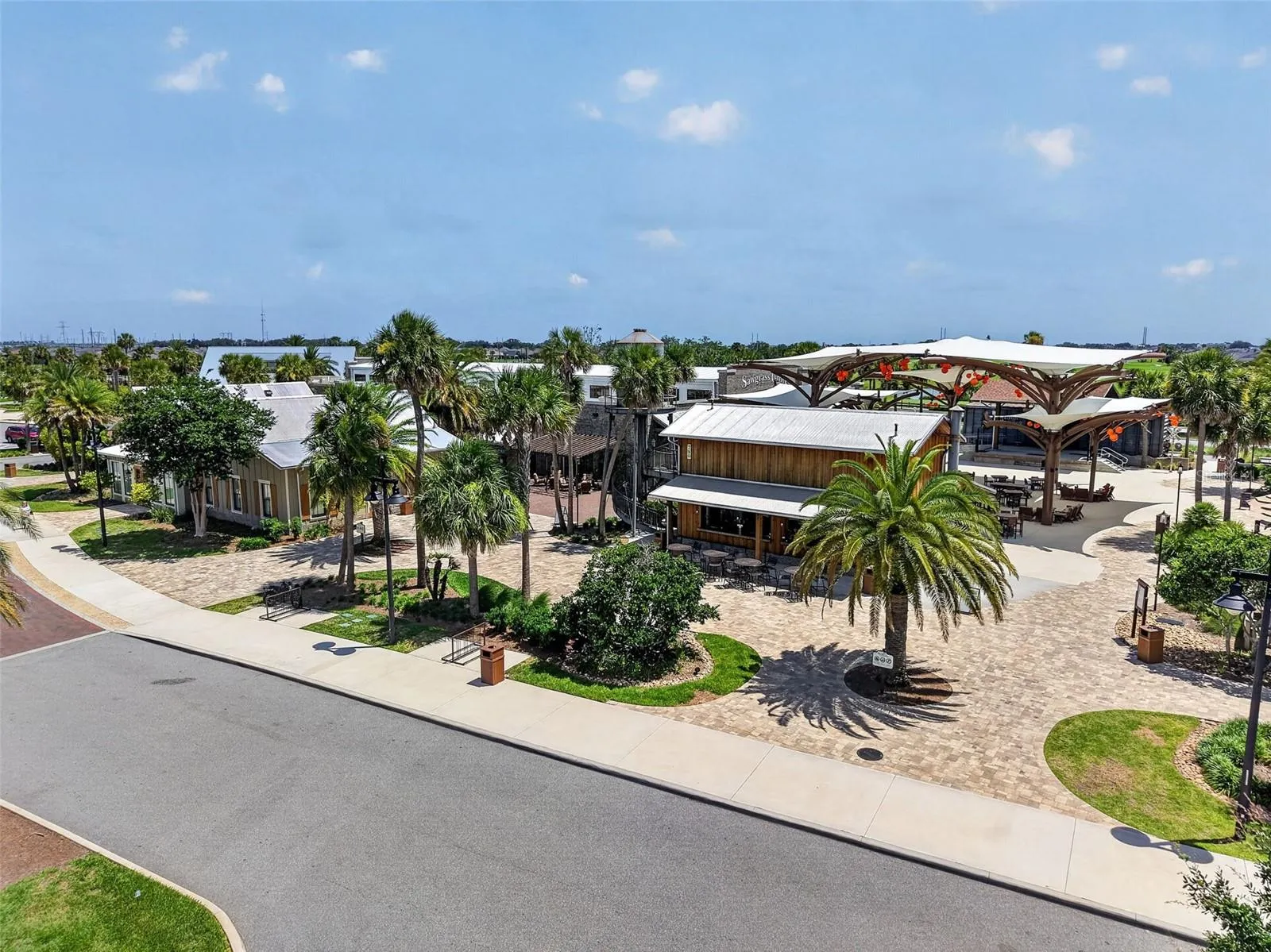 Nearby Sawgrass Grove