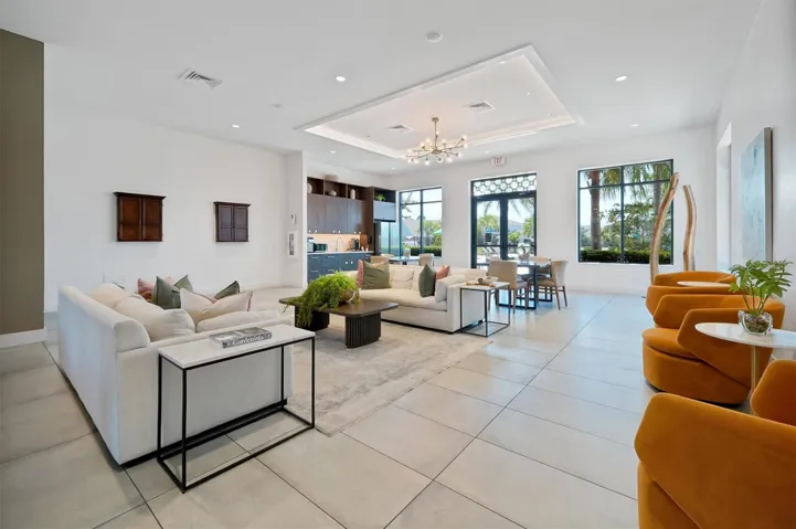 Clubhouse #2 Entertaining/Rentable space