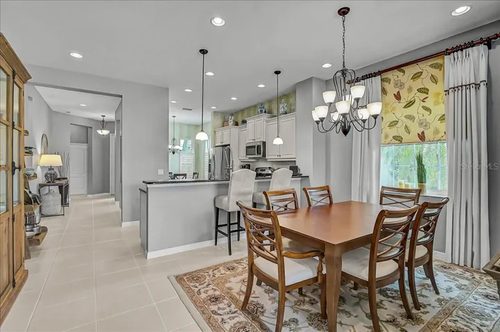 Dining area off kitchen