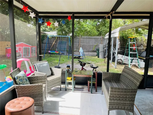 screen porch