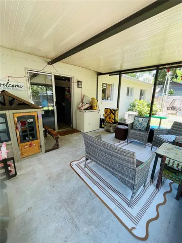 screen porch