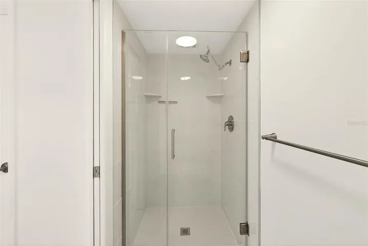 En suite shower