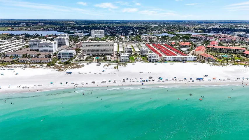 Aeiral view facing condo, gorgeous beach