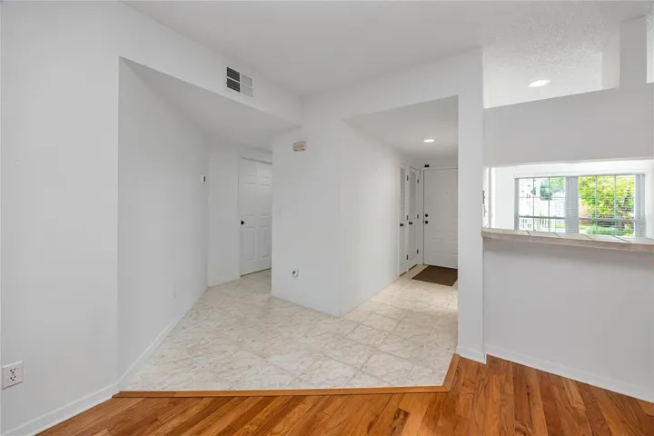 Split Floorplan to 2nd Bed and Bath