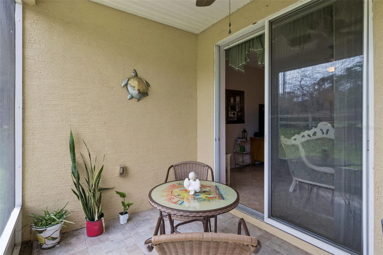 Porch/Lanai
