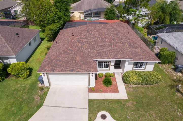 215 Paradise Woods