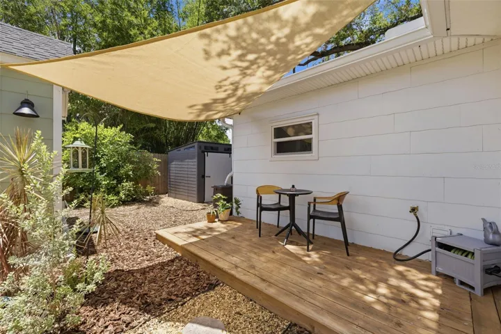 Deck / Yard