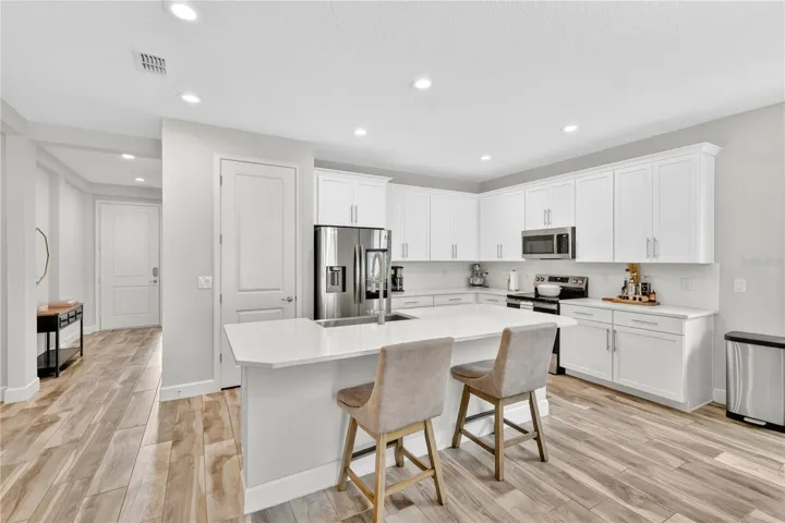 Spacious Eat-in Kitchen