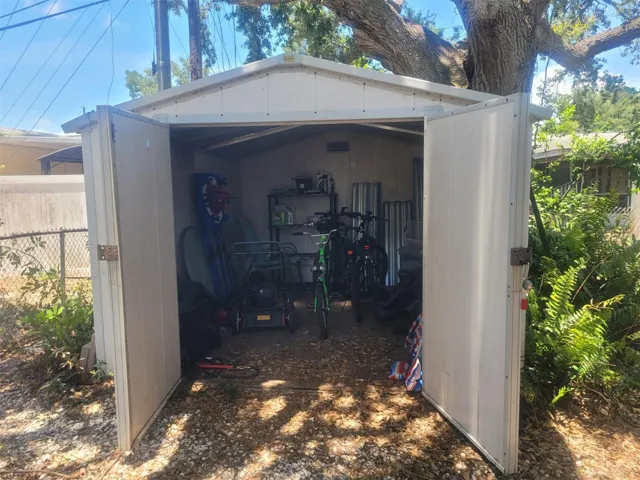 Shed