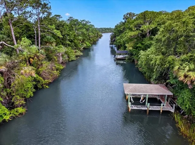 FOX CANAL Frontage