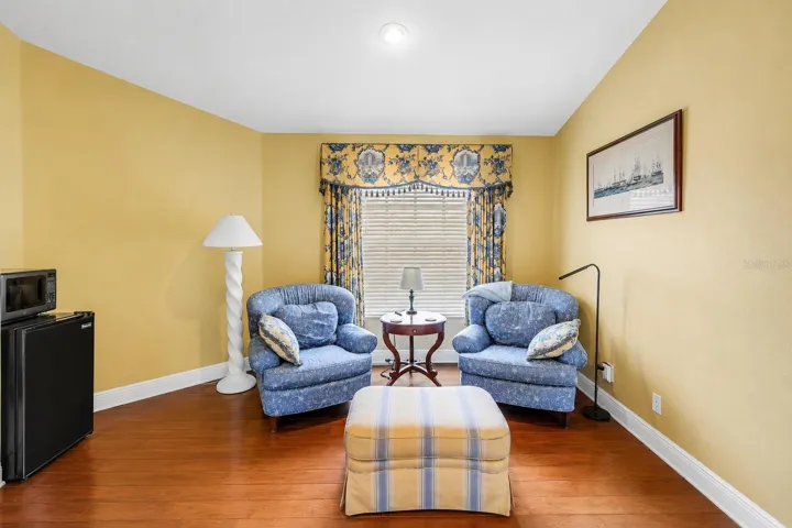 Primary Suite Seating Area