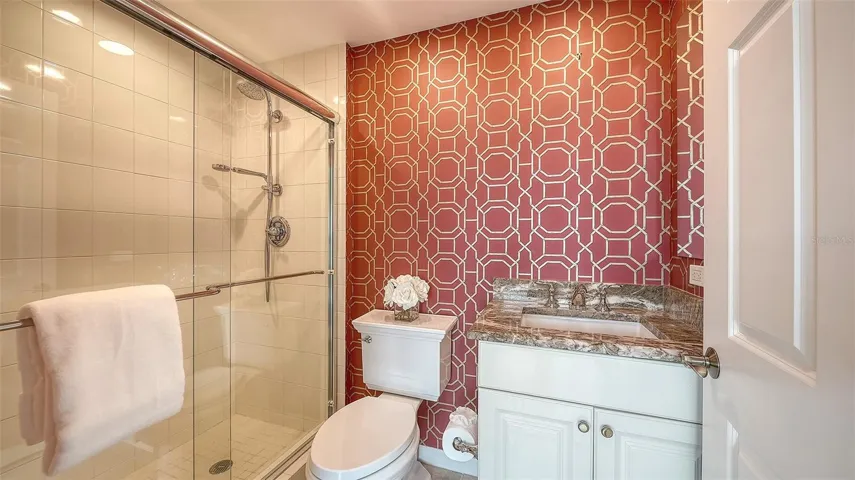 En-Suite Bathroom