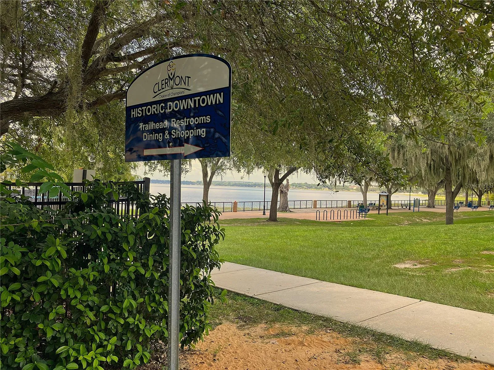 Lakeside Walking Trail