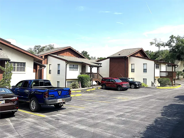 Lake Dot Villas