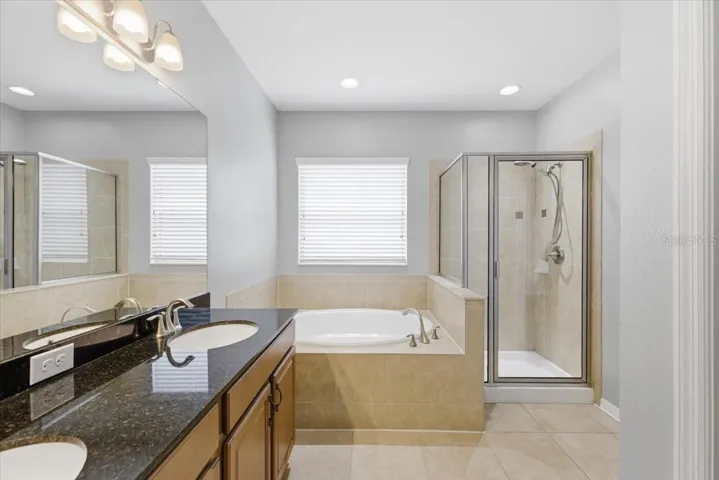 Primary ensuite with walk-in closet