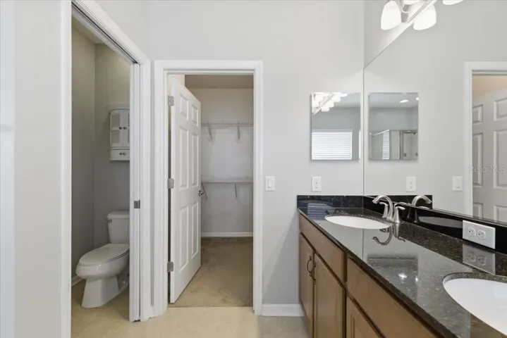 Primary ensuite with walk-in closet