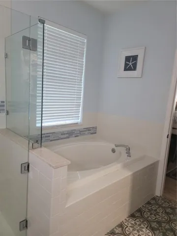 Master Bathroom Tub