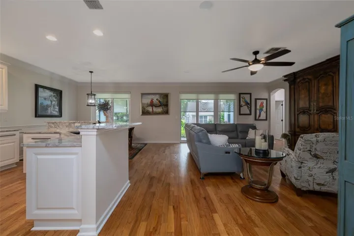 Great room /Kitchen comb