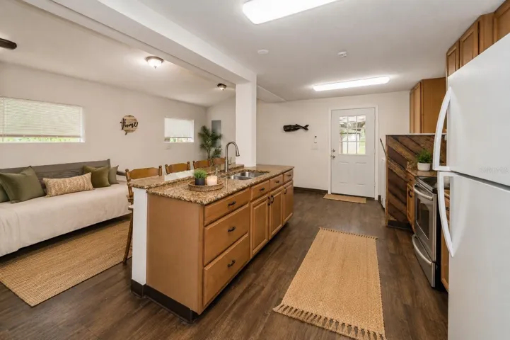 2 bedroom 1 bath dwelling unit.