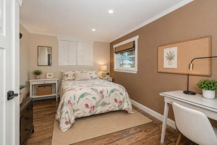 2nd bedroom  or primary residence