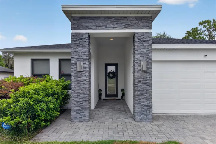 Front Entryway