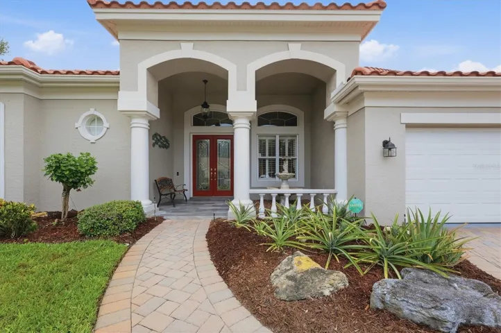 Walkway to front entry