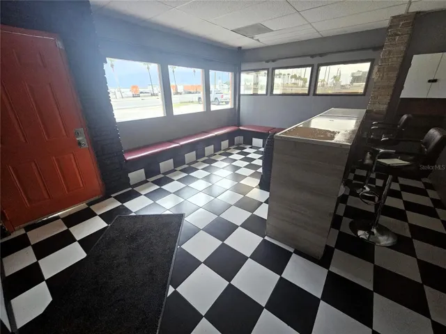 Lobby/ waiting area