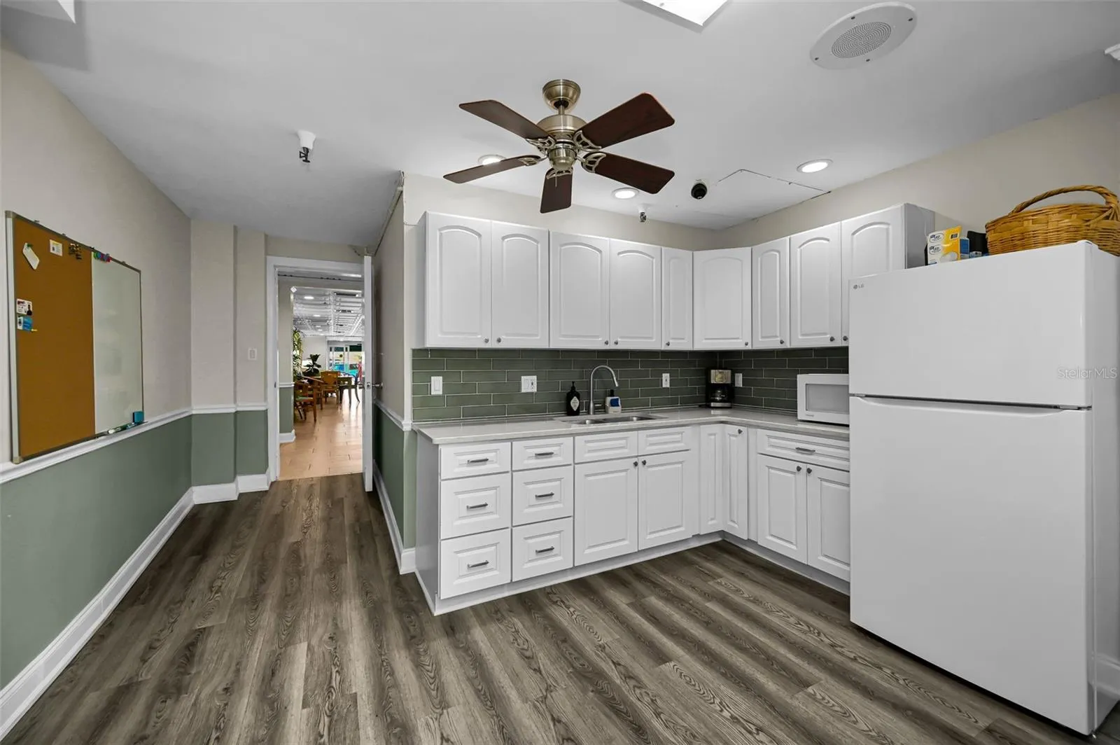 Community Kitchen