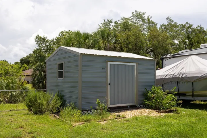 SHED W/ELECTRIC