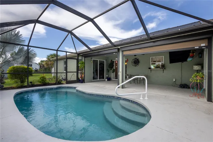 RESURFACED POOL