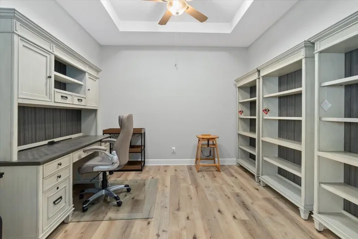 Den / Office