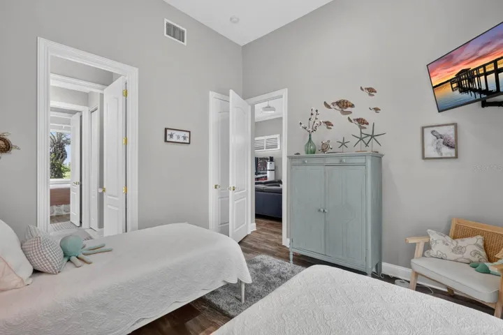 Third downstairs guest room