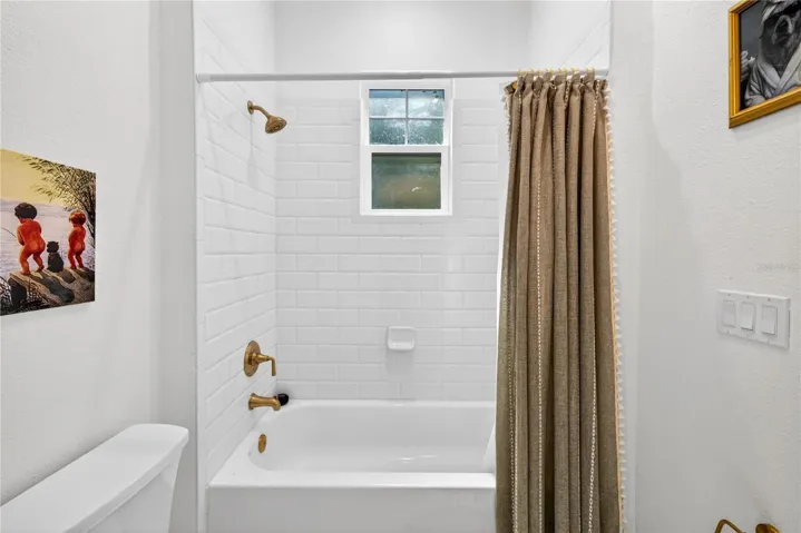 Jack and Jill Bath