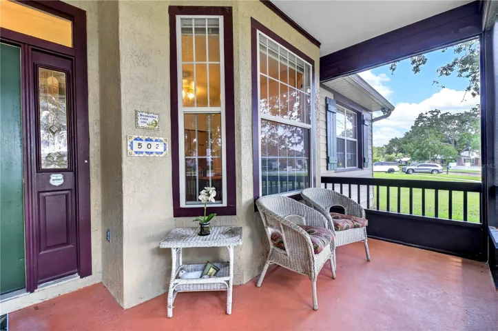Screened in front porch
