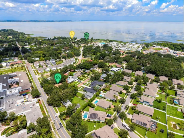 Walking Distance to Lake Apopka