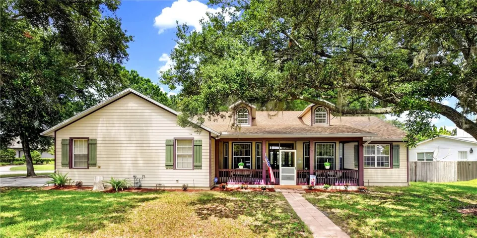 Welcome Home - 502 Palm Dr.