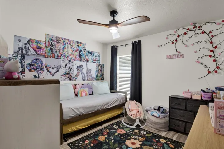 Bedroom 3 - Tile