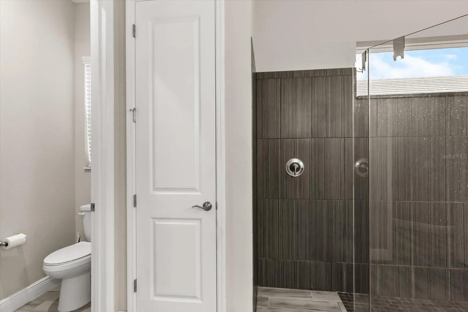 Private toilet area